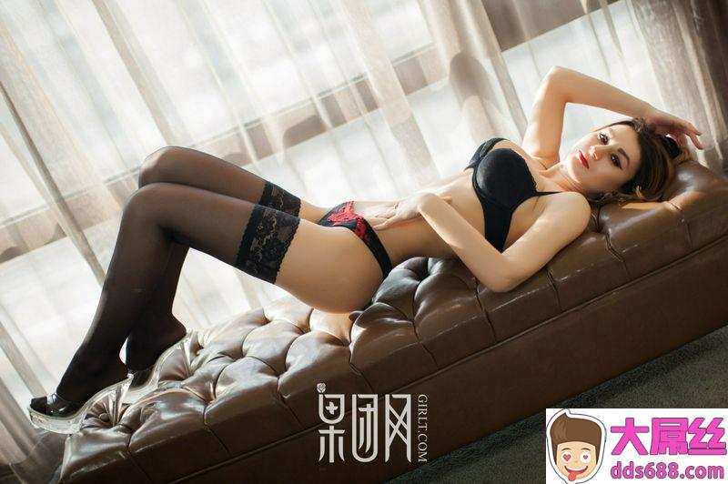 Girlt果团网系列No.060欧美豪乳蜂腰爆臀娘性感写真