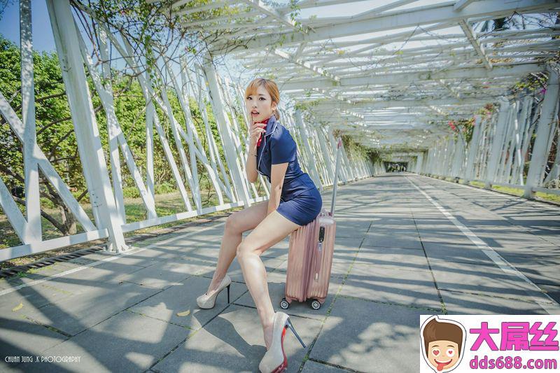 Model写真系列卡卡儿空姐制服高跟美腿