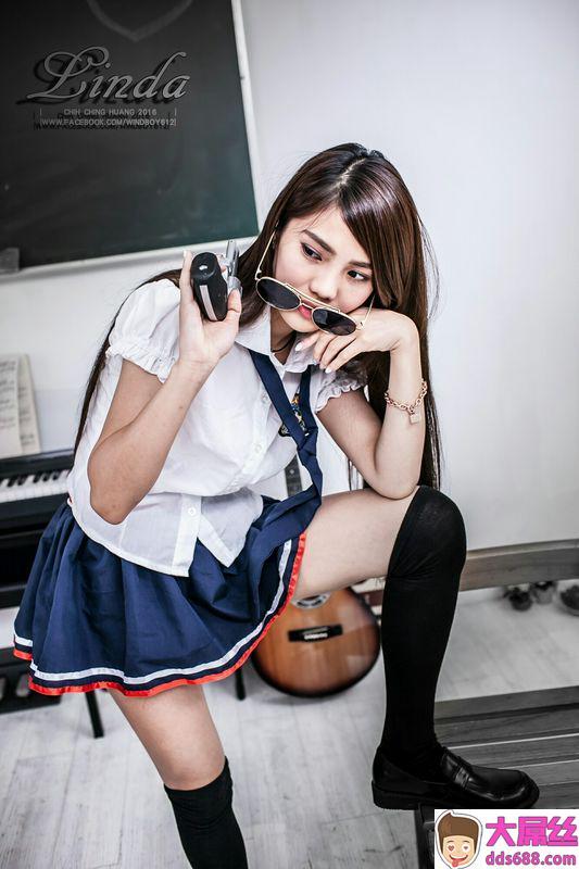 Model写真系列台模琳妲OL学生制服篇