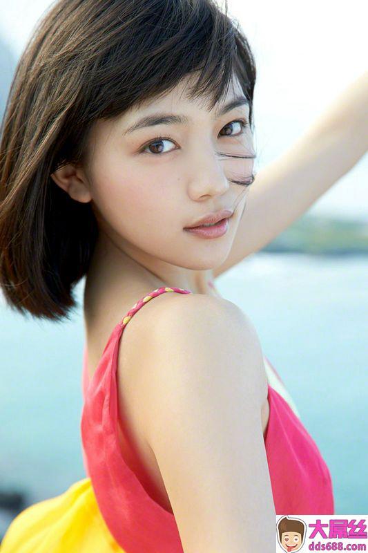 川口春奈水着・グラビア画像18