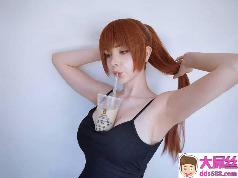 德国辣妹cosplayerSaya有如梦幻洋娃娃！