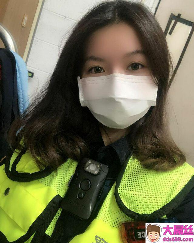 清新女警许于婕不只亮丽外表还有绝赞歌声惊艳所有粉丝