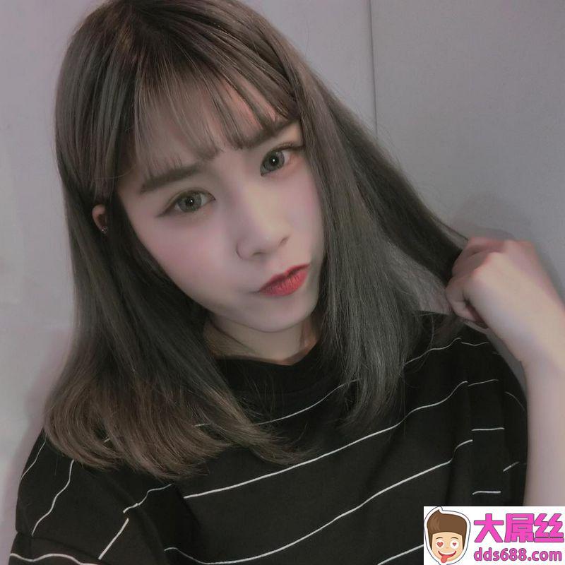 17岁可爱少女!如果我女儿这么正我一定不会让他出门