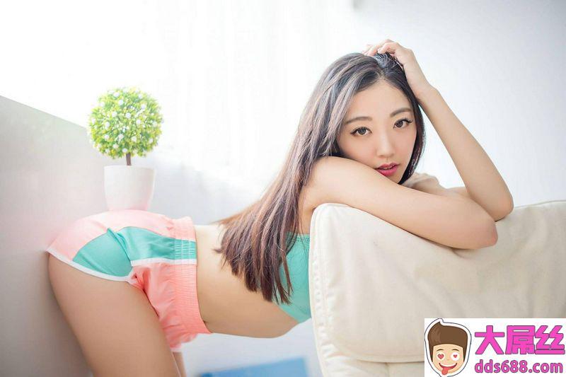 柔软女孩的逆袭！体操正妹笑容甜度突破天际