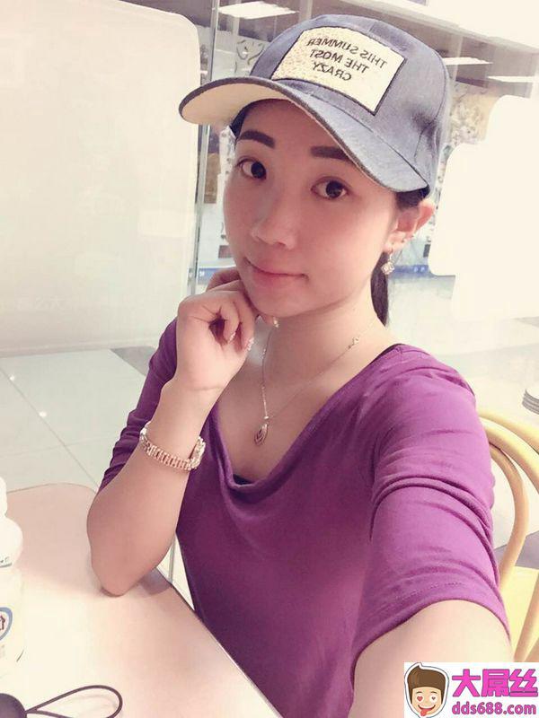 新婚妻掉手机执到宝就爆出来