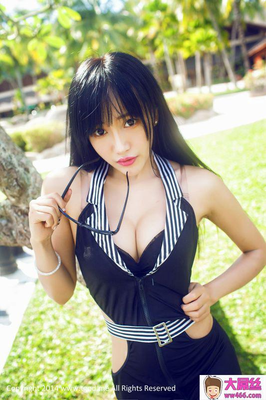 杨上萱XOXO英伦空军制服