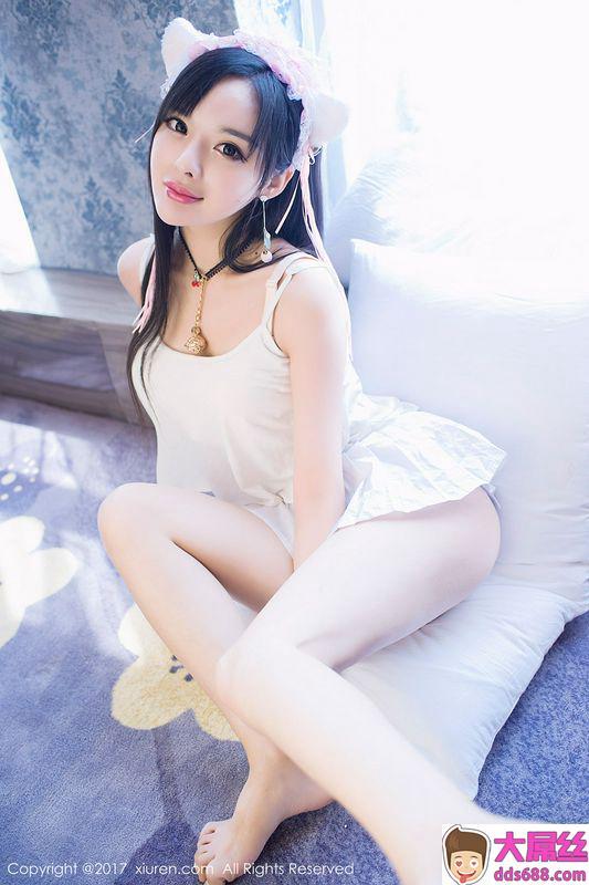 美娇娘柠檬baby白色吊带小猫女