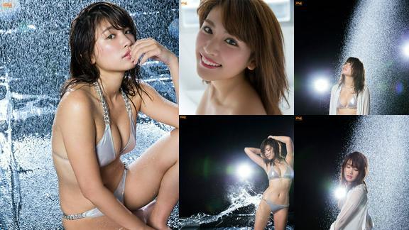 久松郁实BOMB.tv高清写真图2016年12月号GRAVUREChannel